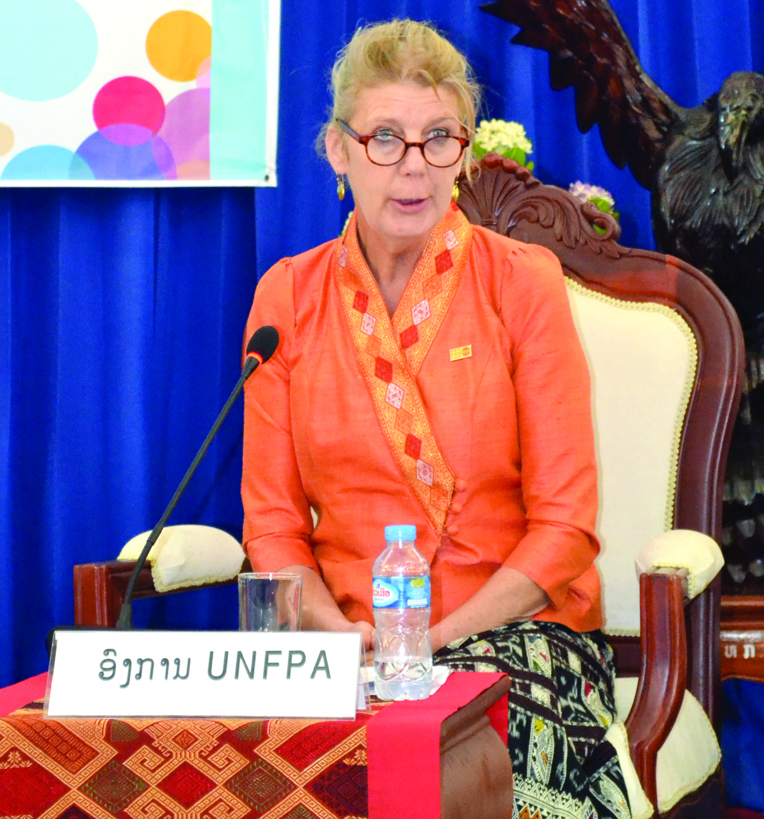 ອົງການ UNFPA ຈະສືບຕໍ່ສະໜັບສະໜູນຊ່ວຍເຫຼືອໄວໜຸ່ມຍິງຜູ້ດ້ອຍໂອກາດ