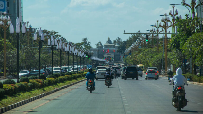 ການເສຍຄ່າທຳນຽມທາງ 2021​ ຈະສິ້ນສຸດ 31​ ມີນານີ້