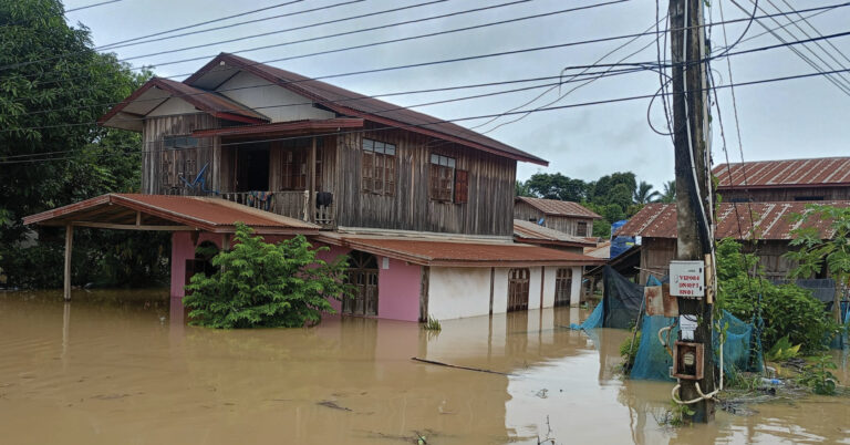 ໄພນໍ້າຖ້ວມໜັກ ທີ່ມ.ຊະນະຄາມ ຂ.ວຽງຈັນ ບ້ານນາສັກ ແລະ ບ້ານນາປາຝາ