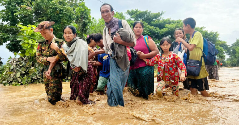 ອັບເດດຍອດຜູ້ເສຍຊີວິດ ຈາກເຫດການນ້ຳຖ້ວມ ແລະ ດິນຖະຫຼົ່ມໃນມຽນມາ