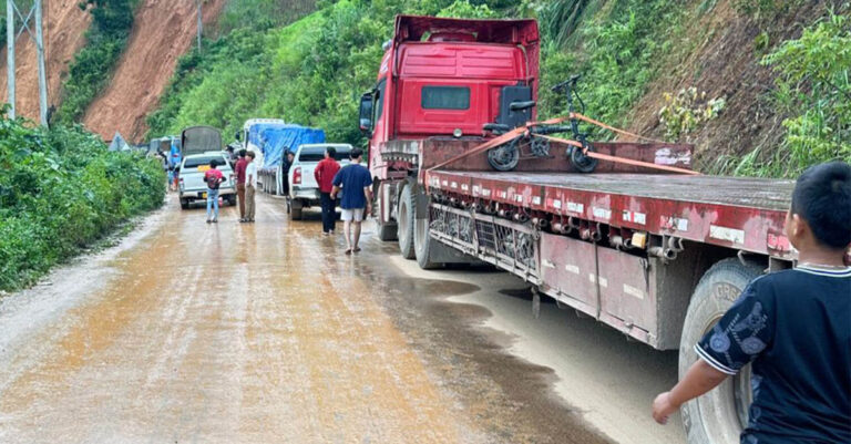 ແຈ້ງການເປີດການສັນຈອນ ເສັ້ນທາງ ເລກທີ 11 ເຫນືອ, ເລກທີ 13 ໃຕ້ ແລະ ເລກທີ 11 ໃຕ້ ຂອງລົດບັນທຸກຫນັກ