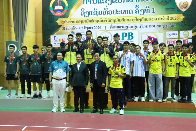 ຊົມເຊີຍ ທັບນັກກິລາກະຕໍ້ແຂວງຈຳປາສັກ ມາແຮງຄອງແຊ້ມ 2 ລາຍການ.