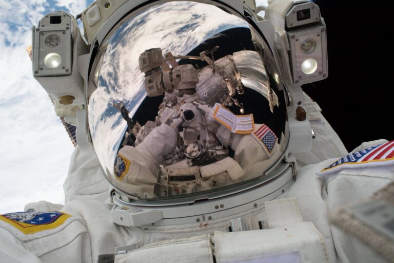 ອົງການ NASA ເປີດຮັບສະໝັກອາສາສະໝັກ ເຂົ້າຮ່ວມໂຄງການຈຳລອງການໃຊ້ຊີວິດເທິງດາວອັງຄານ ແລະ ດວງເດືອນ ເປັນເວລາ 1 ປີ.